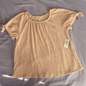 NWT Woman’s Blouse